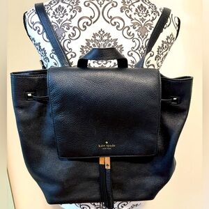 KATE SPADE NEW YORK BLACK PEBBLED LEATHER BACKPACK DRAWSTRING TOP SNAP CLOSURE